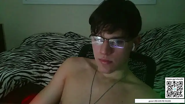 Snapshot of vitorsafado19 chatting on October 11, 5:17 am vitorsafado19 online show from October 11, 5:17 am