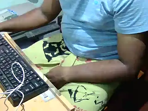 Snapshot of lolboy1234Z chatting on October 3, 4:15 pm lolboy1234Z online show from October 3, 4:15 pm