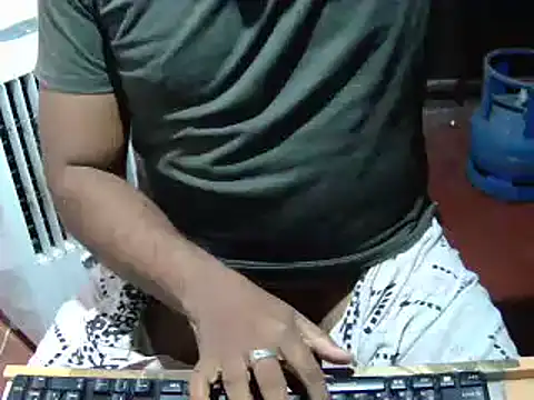 Snapshot of lolboy1234Z chatting on November 8, 5:56 pm lolboy1234Z online show from November 8, 5:56 pm