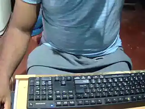 Snapshot of lolboy1234Z chatting on November 14, 6:39 pm lolboy1234Z online show from November 14, 6:39 pm