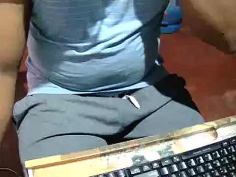 Snapshot of lolboy1234Z chatting on November 20, 3:56 pm lolboy1234Z online show from November 20, 3:56 pm