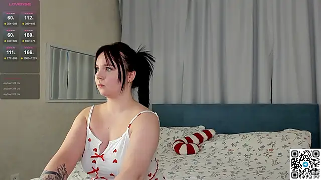 maya suun online show from February 26, 8:37 am