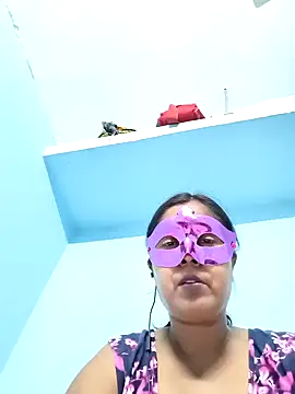 Snapshot of mahi43 chatting on February 4, 8:06 pm mahi43 online show from February 4, 8:06 pm