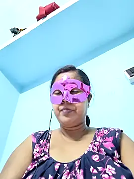 Snapshot of mahi43 chatting on February 6, 7:29 pm mahi43 online show from February 6, 7:29 pm
