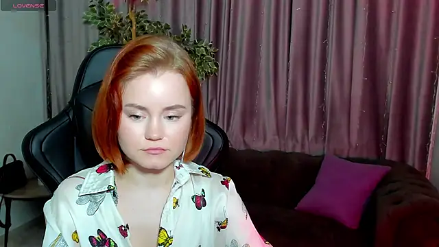 Snapshot of lu_muon chatting on February 1, 7:15 am lu muon online show from February 1, 7:15 am
