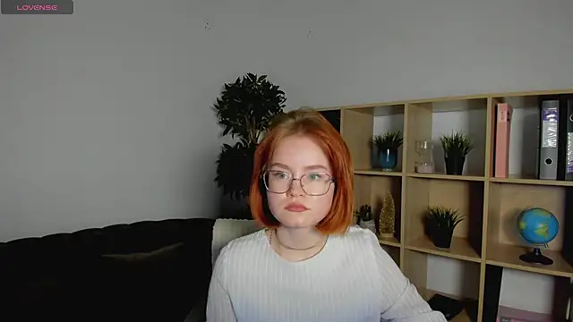 Snapshot of lu_muon chatting on February 21, 1:00 am lu muon online show from February 21, 1:00 am