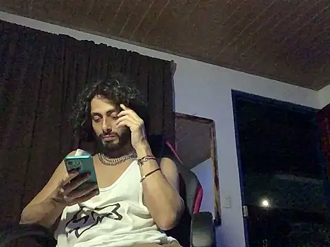 Nooneisthis online show from October 25, 3:58 am