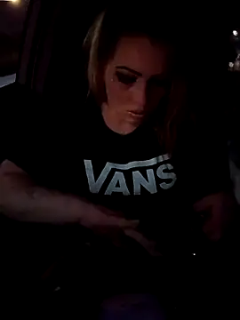 Snapshot of barbieinbondage7 chatting on March 20, 2:27 am barbieinbondage7 online show from March 20, 2:27 am