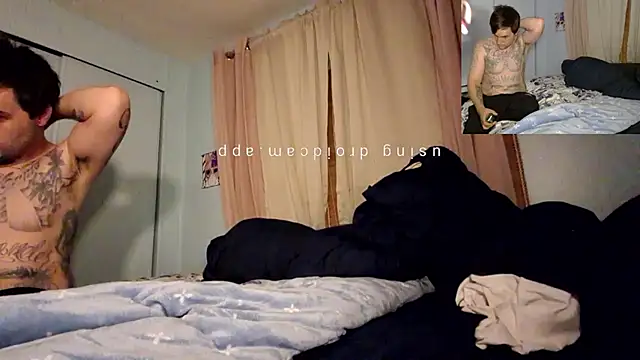 Snapshot of barbieinbondage7 chatting on June 27, 10:20 am barbieinbondage7 online show from June 27, 10:20 am