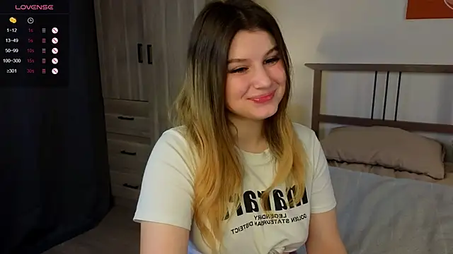 Snapshot of nawuwu chatting on January 24, 4:16 am nawuwu online show from January 24, 4:16 am