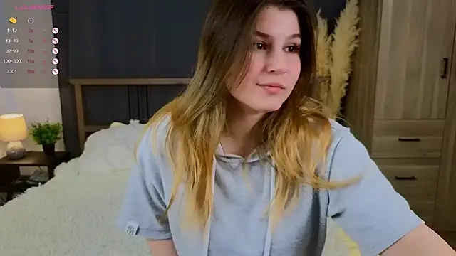 Snapshot of nawuwu chatting on March 22, 9:24 am nawuwu online show from March 22, 9:24 am