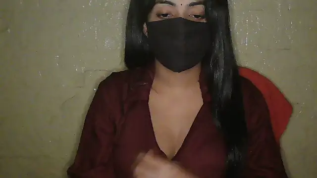 Snapshot of Reddy_Trisha chatting on November 18, 8:35 pm Reddy Trisha online show from November 18, 8:35 pm