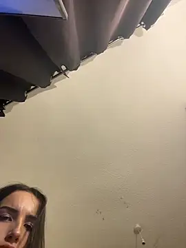 Snapshot of EllaEroticaX chatting on October 30, 5:24 pm EllaEroticaX online show from October 30, 5:24 pm