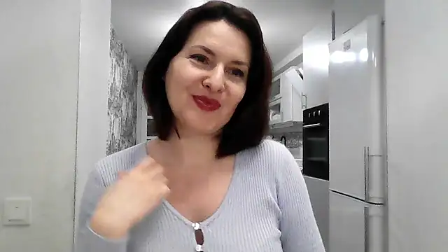 Victoria Glam online show from December 15, 5:28 pm