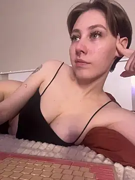 Molli Luv online show from November 24, 4:01 am