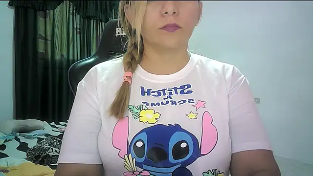 mariana0x online show from February 7, 9:07 pm