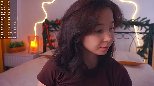 Snapshot of VeronaCritchlow chatting on March 12, 7:03 am VeronaCritchlow online show from March 12, 7:03 am