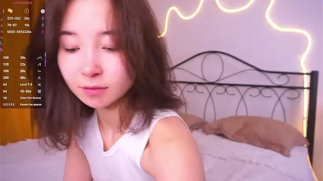 Snapshot of VeronaCritchlow chatting on March 25, 7:25 am VeronaCritchlow online show from March 25, 7:25 am