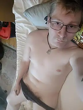 Arttuforyounakedboy online show from March 20, 1:38 pm