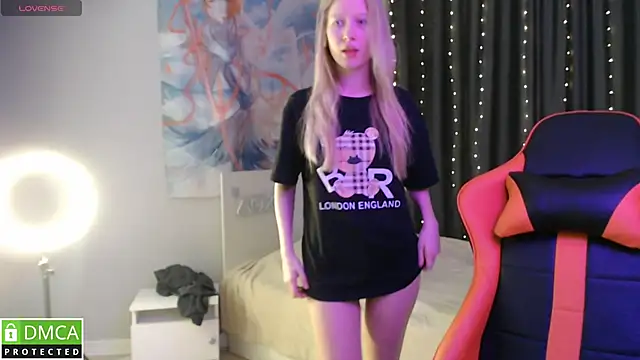 crystalyss online show from February 1, 8:05 pm