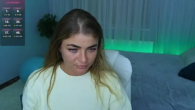 Snapshot of Donna_Sun chatting on January 24, 2:19 pm Donna Sun online show from January 24, 2:19 pm