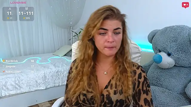 Snapshot of Donna_Sun chatting on February 8, 12:06 pm Donna Sun online show from February 8, 12:06 pm