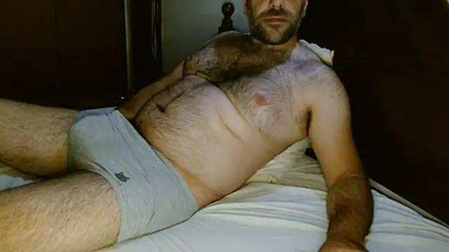 Snapshot of _tuga_man_ chatting on June 28, 8:59 pm tuga man online show from June 28, 8:59 pm