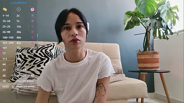 GerberaBlooms77 online show from March 21, 5:12 pm