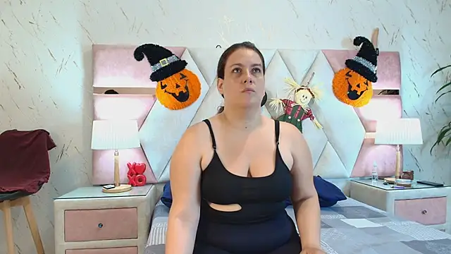 Snapshot of anastasia_marco chatting on October 27, 1:15 pm anastasia marco online show from October 27, 1:15 pm