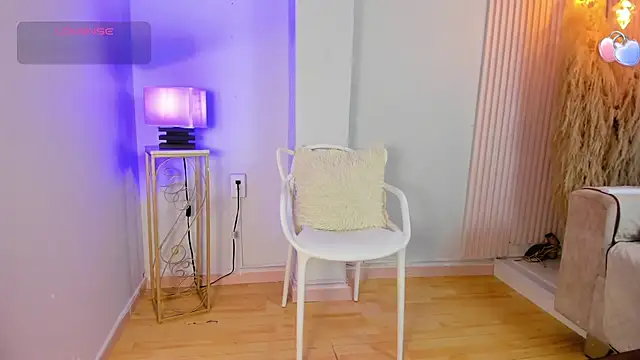 alana rossetti online show from July 12, 2:57 am