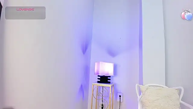 alana rossetti online show from July 15, 3:01 am