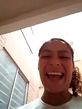 Snapshot of Zoedaniels chatting on February 22, 2:30 pm Zoedaniels online show from February 22, 2:30 pm