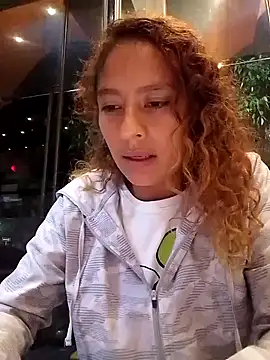 Snapshot of Zoedaniels chatting on March 2, 3:56 am Zoedaniels online show from March 2, 3:56 am