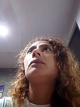 Snapshot of Zoedaniels chatting on March 5, 4:13 am Zoedaniels online show from March 5, 4:13 am