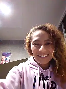 Snapshot of Zoedaniels chatting on March 13, 5:22 am Zoedaniels online show from March 13, 5:22 am