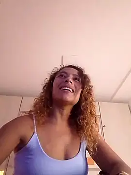 Snapshot of Zoedaniels chatting on March 18, 8:37 pm Zoedaniels online show from March 18, 8:37 pm