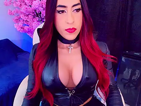 Snapshot of latexgoddes chatting on July 10, 12:59 am latexgoddes online show from July 10, 12:59 am