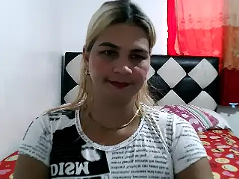 Patricia105 online show from February 9, 6:05 pm
