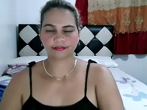 Patricia105 online show from February 17, 1:58 am