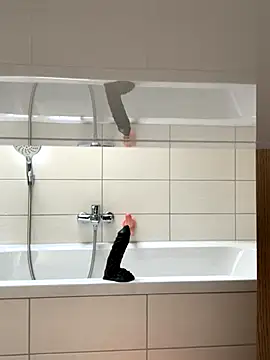 Snapshot of The_Rocket chatting on September 13, 3:01 pm The Rocket online show from September 13, 3:01 pm