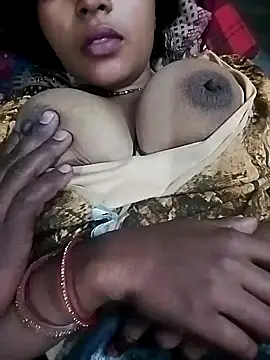 Snapshot of Simrandeshipp chatting on January 29, 10:11 pm Simrandeshipp online show from January 29, 10:11 pm