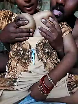 Snapshot of Simrandeshipp chatting on February 4, 6:04 am Simrandeshipp online show from February 4, 6:04 am