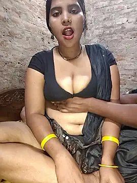 Snapshot of Simrandeshipp chatting on December 1, 5:40 pm Simrandeshipp online show from December 1, 5:40 pm