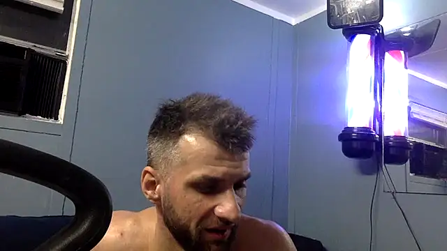 sexyhotstud12 online show from January 17, 12:48 am