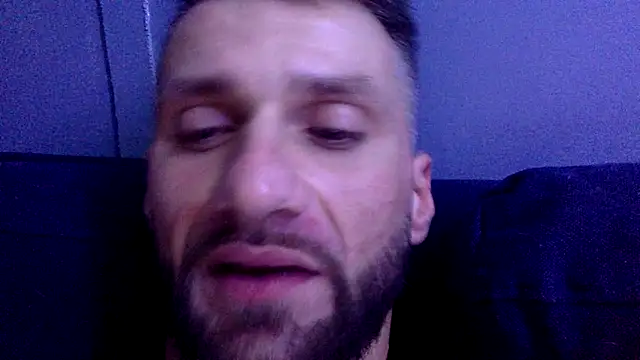 sexyhotstud12 online show from February 10, 4:05 am