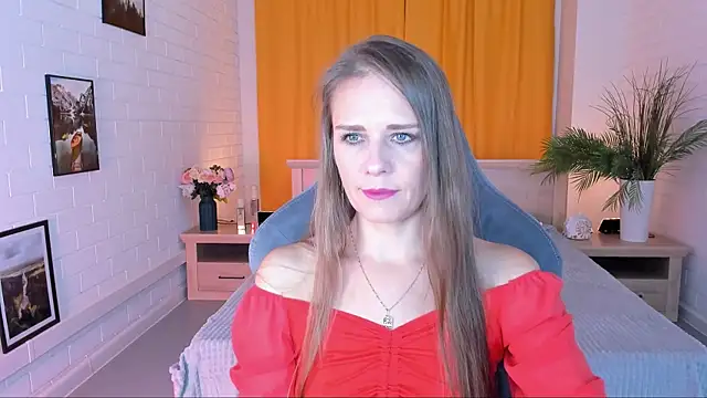 EmiliaBedy online show from October 1, 9:15 am