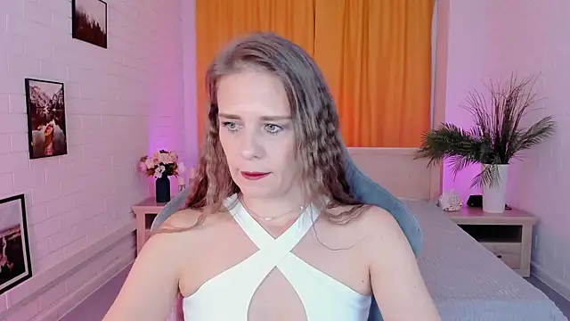 EmiliaBedy online show from October 7, 9:06 am