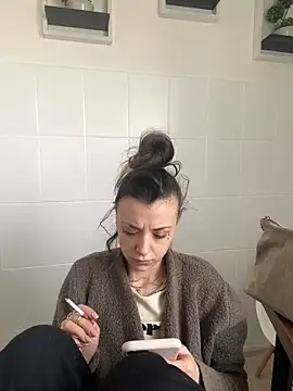 Snapshot of bunnythetailor chatting on February 19, 1:17 pm bunnythetailor online show from February 19, 1:17 pm