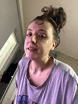 Snapshot of bunnythetailor chatting on November 30, 8:35 pm bunnythetailor online show from November 30, 8:35 pm