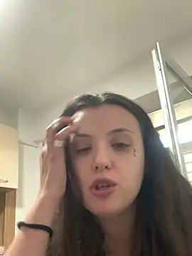 bunnythetailor online show from May 10, 5:56 am